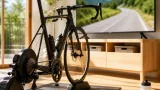 Zwift lanza una cuota con planes adaptativos y 21 rutas grabadas